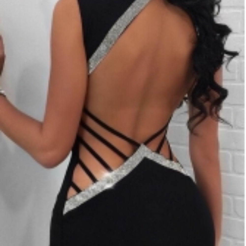 Sexy Deep V Neck Backless Sleeveless Dress